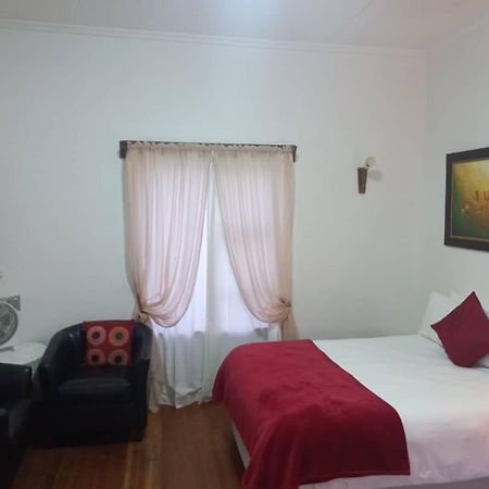 Villelodge Accommodation Lüderitz Εξωτερικό φωτογραφία