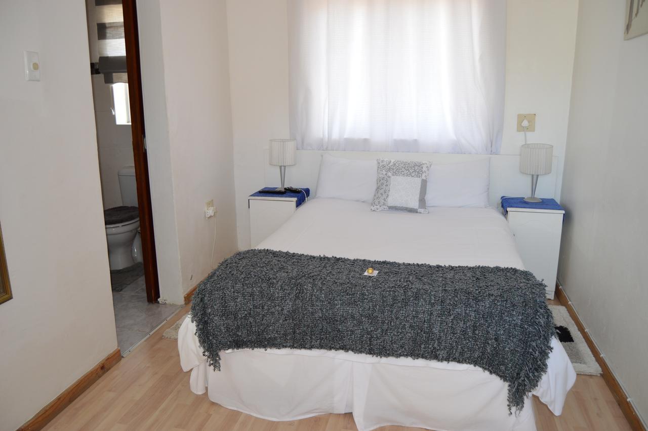 Villelodge Accommodation Lüderitz Εξωτερικό φωτογραφία