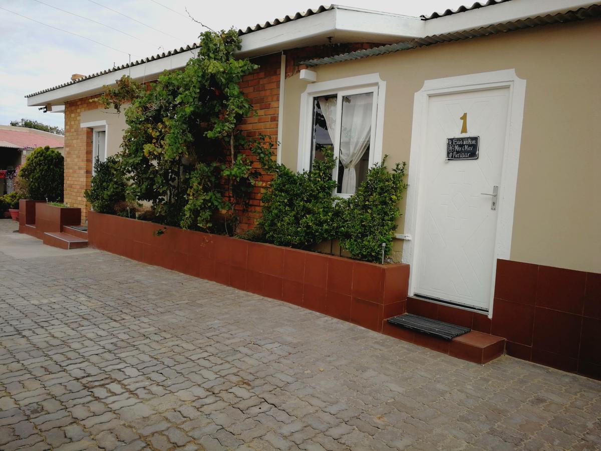 Villelodge Accommodation Lüderitz Εξωτερικό φωτογραφία