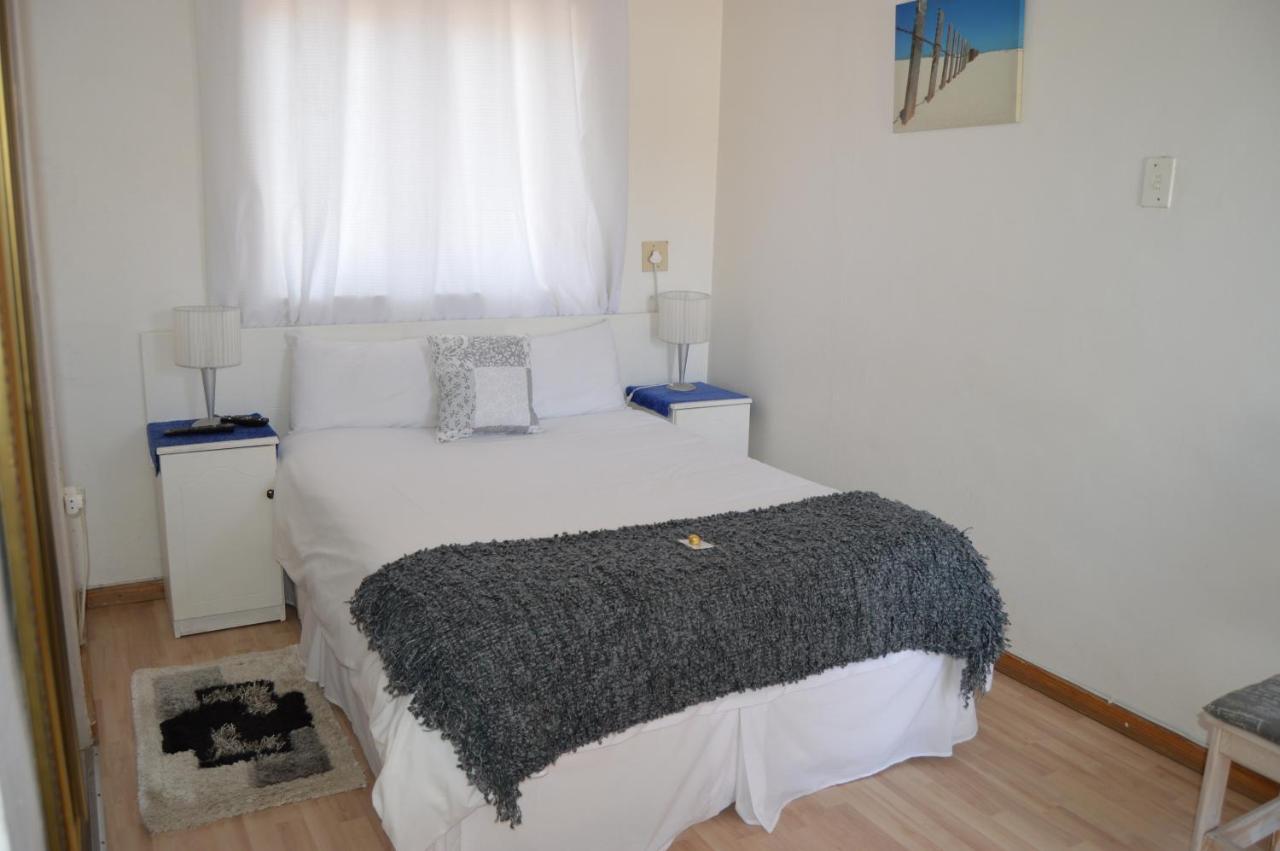 Villelodge Accommodation Lüderitz Εξωτερικό φωτογραφία