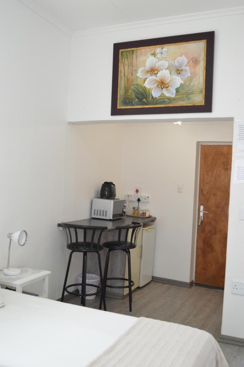Villelodge Accommodation Lüderitz Εξωτερικό φωτογραφία